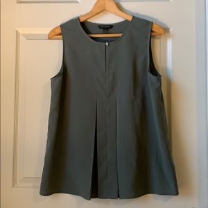 Banana Republic Sleeveless Blouse